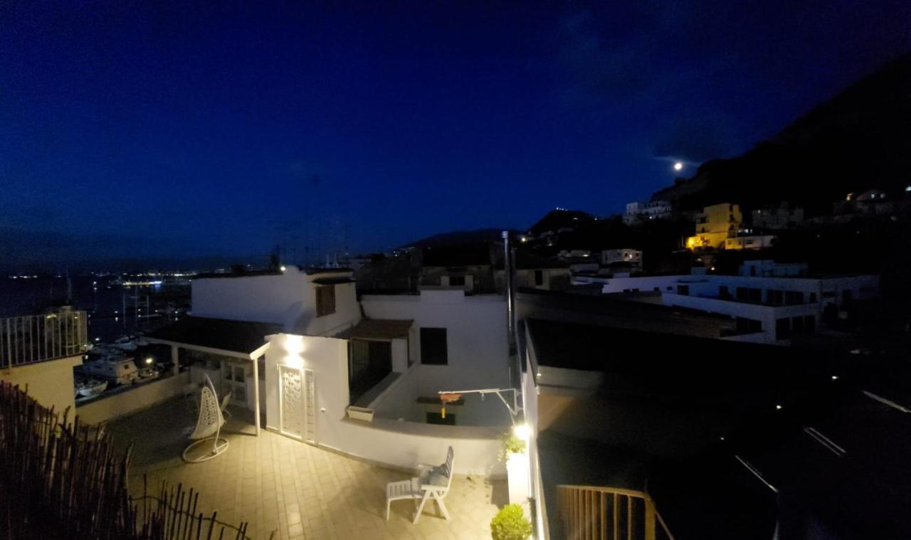 Coralinetiny Bed & Breakfast Castellammare di Stabia Ngoại thất bức ảnh